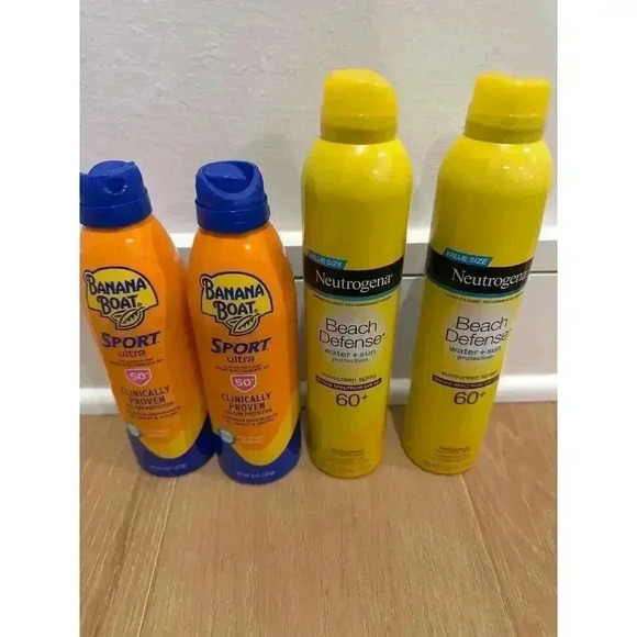 Banana Boat + Neutrogena Other - Banana Boat Ultra Sport Sunscreen Spray + Neutrogena Beach Defense - Pack of 4